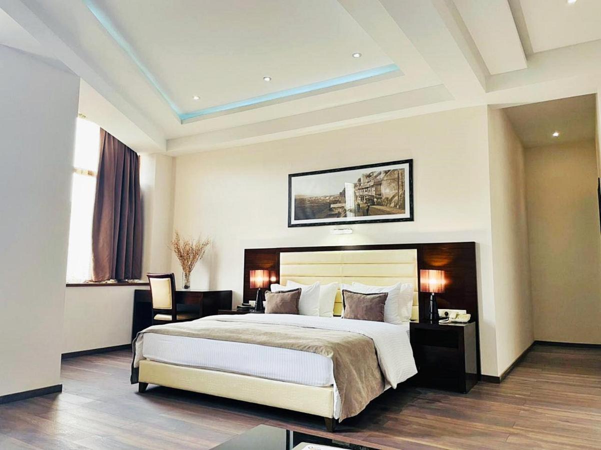 Hotel Orion 第比利斯 外观 照片
